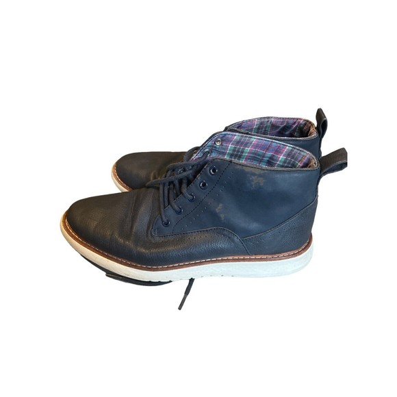 Ben Sherman Nu Casual Faux Leather Chukka Boots Size 8.5 Blue Mens Lace-Up Vamp